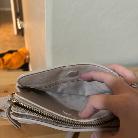 Tory Burch Light Pink Crossbody Bag - Picture 7 of 10